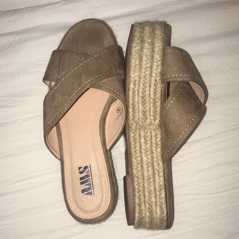 AMS tan sandals flat form size 8